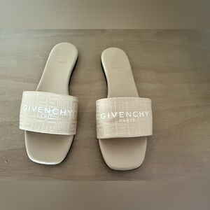 Givenchy Neutral Beige Embossed Logo Slide Sandals